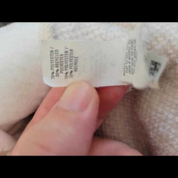 Aerie medium cream super fuzzy pullover shirt - Picture 4 of 5